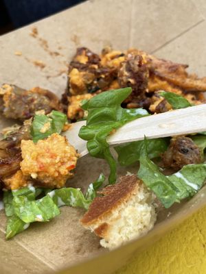 The deluxe burger- or what was left! Yummy 🙌🏼 #Veganuary at Plantology in Gainesville