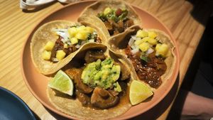 Tacos pastor veggie y tinga de setas at Surfin' Tacos in Bilbao