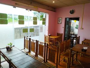 Không gian ngồi trong nhà (có điều hòa) at May Trang - White Cloud in Hanoi