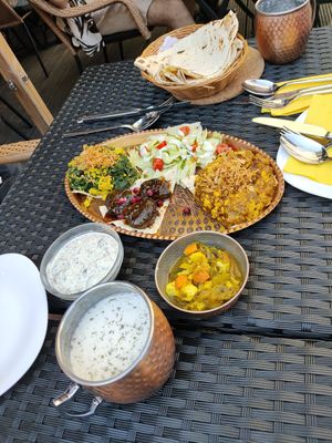 Starters for three (13), Torschi (4) and Dough at Zarathustra in Cologne