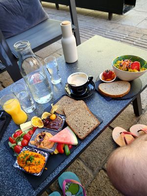 New breakfast option 12,90€ (on the left), on the right it is our beloved and well known scrambled tofu at Early Bird in Telfs