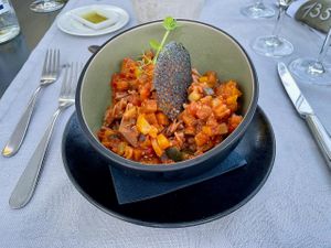 Gekeimte Fusilli mit Ratatouille-Gemüse und Tomatensoße. at ElzLand Hotel Pfauen in Elzach