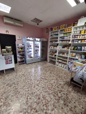 Tienda at Raskal Tienda Vegana in Mostoles