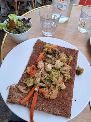 Vegan crèpes (with tofu and vegetables) at La Creperie in Paris