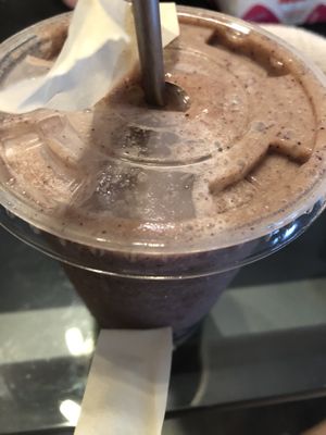 Custom smoothie: banana, apple, blueberry, mango   at Rock n Roots in Williston Park