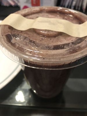 Custom smoothies- banana, apple, blueberry, mango  at Rock n Roots in Williston Park