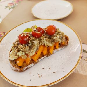 Bruschetta at Dona Tengarrinha in Beja