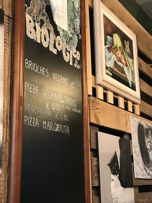 Vegan pizza and brioches   at Di Cane in Gatto in Martignacco