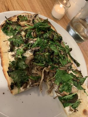 Gluten free mushroom kale pizza at Double Zero in Boston