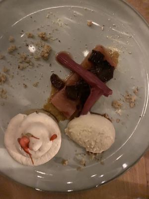 Rhabarber-Dessert   at Esskalation in Bonn