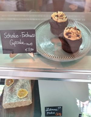 Display of cakes at Esskalation in Bonn