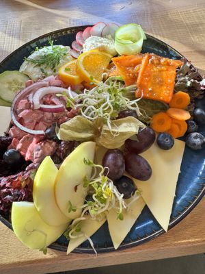 Nordisches Frühstück  #Veganuary at Esskalation in Bonn