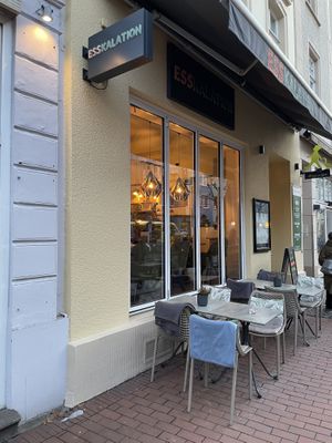 Outsidee  at Esskalation in Bonn