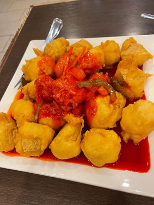 Sweet and sour tofu balls at Greens Vegetarian Restaurant in Toronto