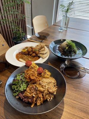 Lunch menu at Little Gangster - 리틀갱스터 in Seoul