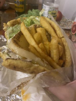 Interiore del pita  at Gyrosteria Yannis - Centro Città in Bari