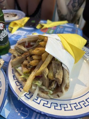 XL vegan spicy plant chicken pita 10/10  at Gyrosteria Yannis - Centro Città in Bari