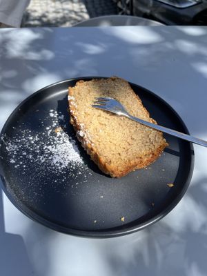 Veganes Bananenbrot   at Juicy & Bowls in Gruenwald