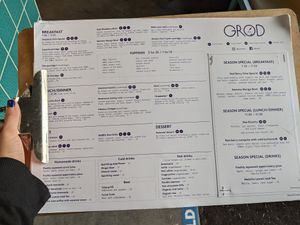 Menu with clearly labeled plant-based or plant-based option (with modification) at GRØD - Birkegade in Copenhagen