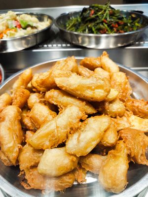 Fried Japanese Tofu at Huang Xuan Vegetarian 皇轩素 - Toa Payoh in Central Singapore