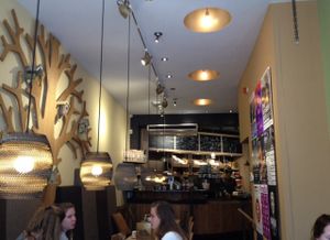 inside at Bagels & Beans - Raadhuisstraat in Amsterdam