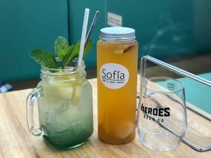 Drinks at Sofia 素菲亞 in Kowloon