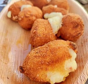 CROQUETAS veganas, de remolacha, calabaza, pecadillo, bonito, guisantes , etc… at Bar Caleya Indi in Colunga