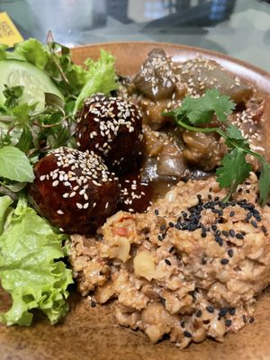   at Peanuts in Hoi An