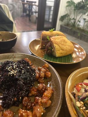 ✨  at Peanuts in Hoi An