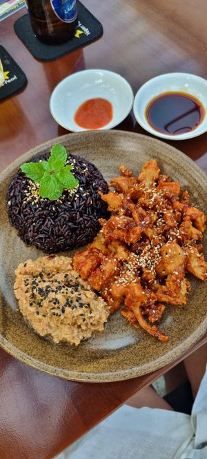 Yum yum yum at Peanuts in Hoi An