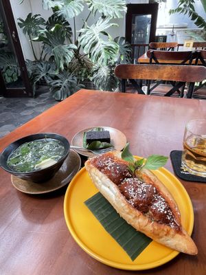   at Peanuts in Hoi An