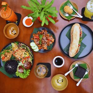  at Peanuts in Hoi An