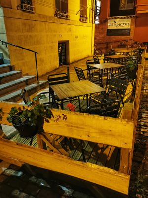 Terraza exterior at Orburu Taberna in San Sebastian