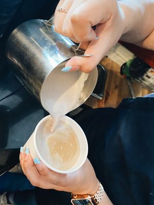 Organic Coffee and Espresso at Alua's Thrive Bar in Mount Shasta