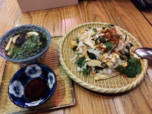 I ordered the noodles with tofu and be aware they're served cold (soup was hot though) at Oh My Pho in Warsaw