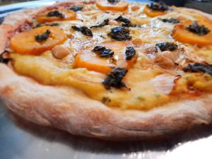 La Amarilla Amarilla Rica. Sabrosa. Que rica estaba  at Vegan Pizzeria in San Juan