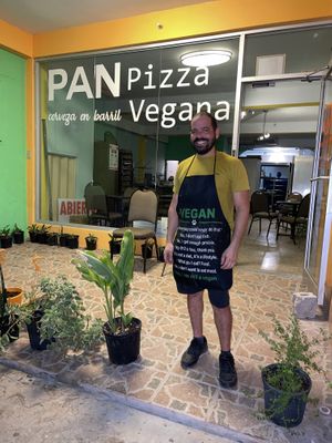 The amazing owner, Damian at Vegan Pizzeria in San Juan