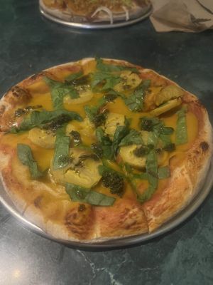 Margherita pizza   at Vegan Pizzeria in San Juan