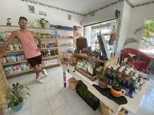 Diosa Vegan also has a great selection of SuperFoods & Supplements to cover all your essential needs and more 😍 at Diosa Vegana in Playa Del Carmen