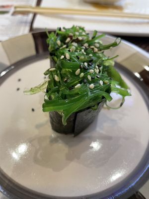 Wakame Sushi at Kaikaya in Lecco