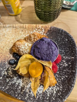 Katsu Banana vegan option. To die for and the ice cream was purple 💜 at Umi in Tenby