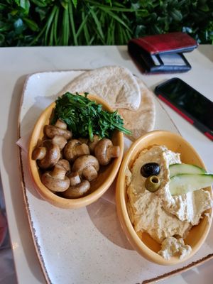 Houmous, spinach, and mushroom at Walnuts in Orpington