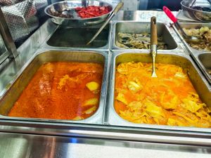 Dishes available at Bodhi Vegetarian 菩提素食 in Central Singapore