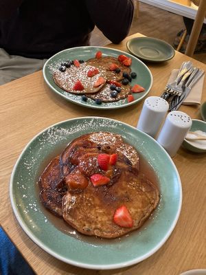 Pancakes, vegan and non-vegan! at Bakery Andante in Edinburgh
