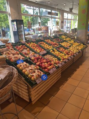 Fresh fruit  at Alnatura - Boschetsrieder Str. in Munich