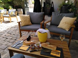 Fresh baguette, great champagne, awesome spreads at Brut - Bar Avenue de Champagne in Epernay