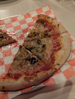 On Trend (Vegan Bee-Sting) at Swan Dive in Rochester