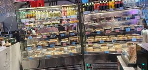 Fridge with pre-packed options at Sushi Supply in Hamburg