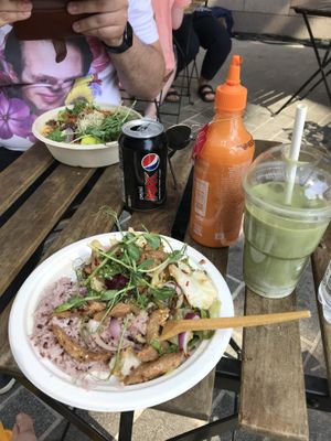 Coconut and Oat Matcha w Nam tok muu and Khaau soi at Thai Vegan Kitchen in Helsinki