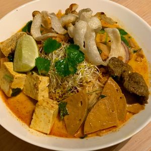 Khaau soi at Thai Vegan Kitchen in Helsinki
